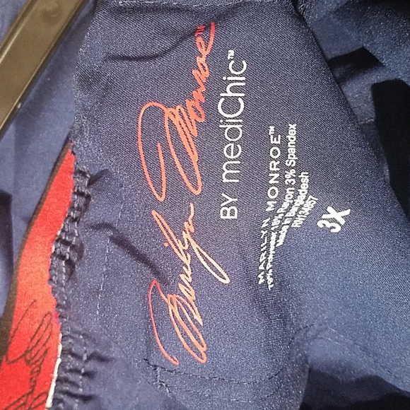 Marilyn Monroe By Medichic Blue Stretch Scrub Pants NWT - Picture 5 of 5